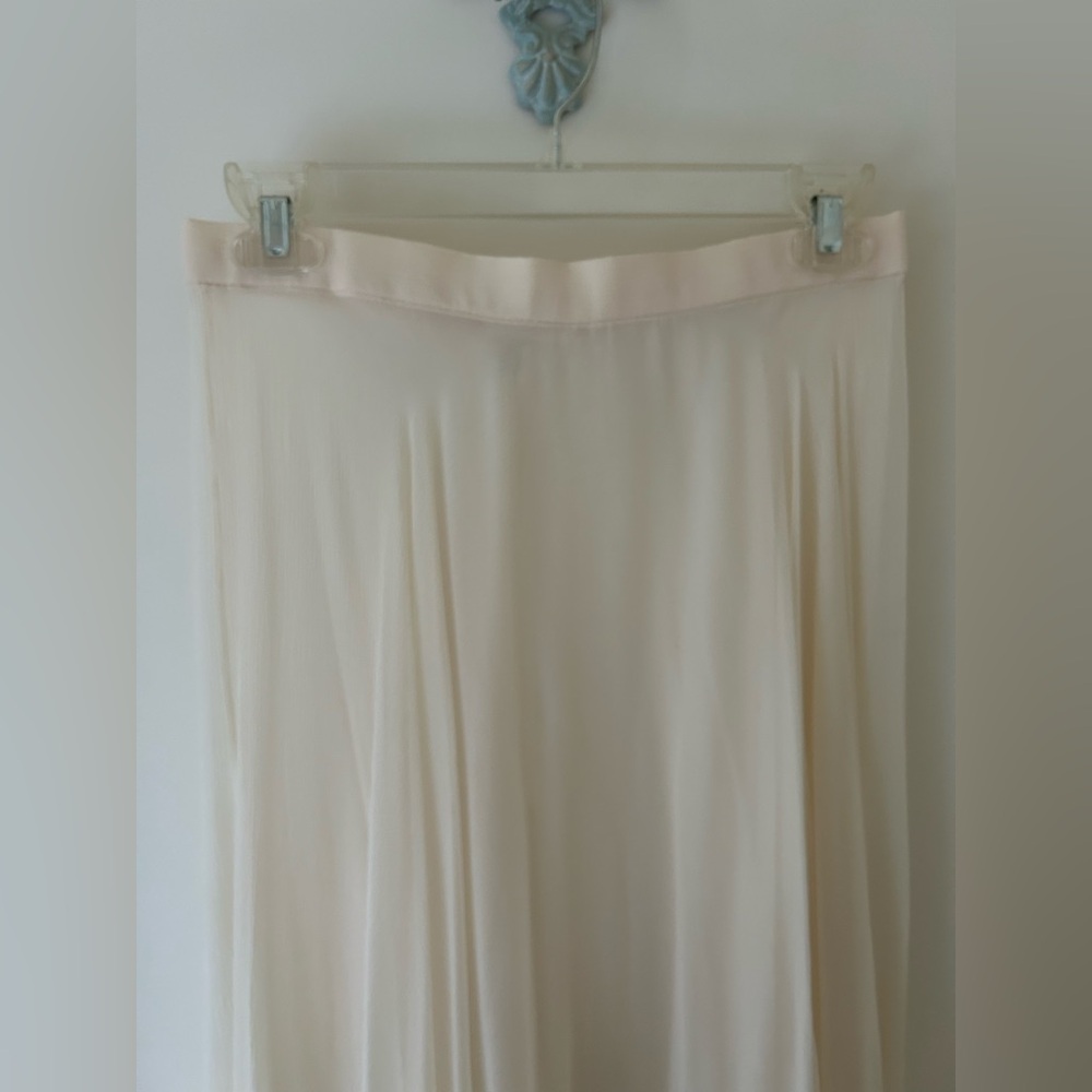 *SOLD* Vintage Cream Chiffon Maxi Skirt with Matching Faux Pearl Scarf - Picture 2 of 14